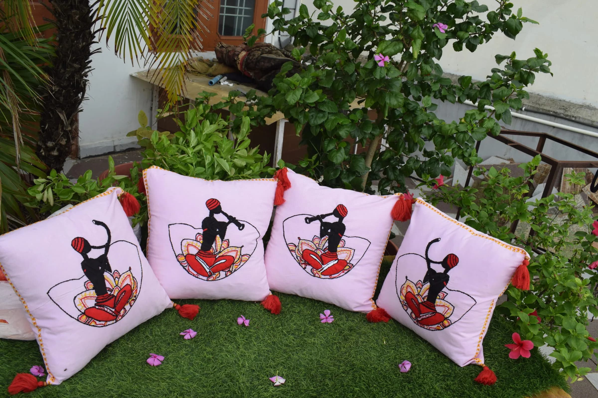 Swadha Handmade Rajasthani Musician Embroidered Cushion Cover, Pink Cotton Decorative Pillow Cover with Tassels, Ethnic 